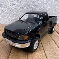 โมเดลรถฟอร์ด1998 F150รถโลหะผสมหล่อแบบ1:24ของเล่นรถขนส่งหน้าจอจำลองมีข้อบกพร่องเล็กน้อยในสต็อก