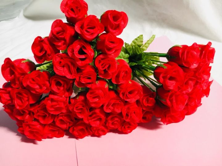 ดอกกุหลาบสีแดง-กุหลาบปลอม-แพ็คละ-12-ดอก-ดอกไม้วาเลนไทน์
