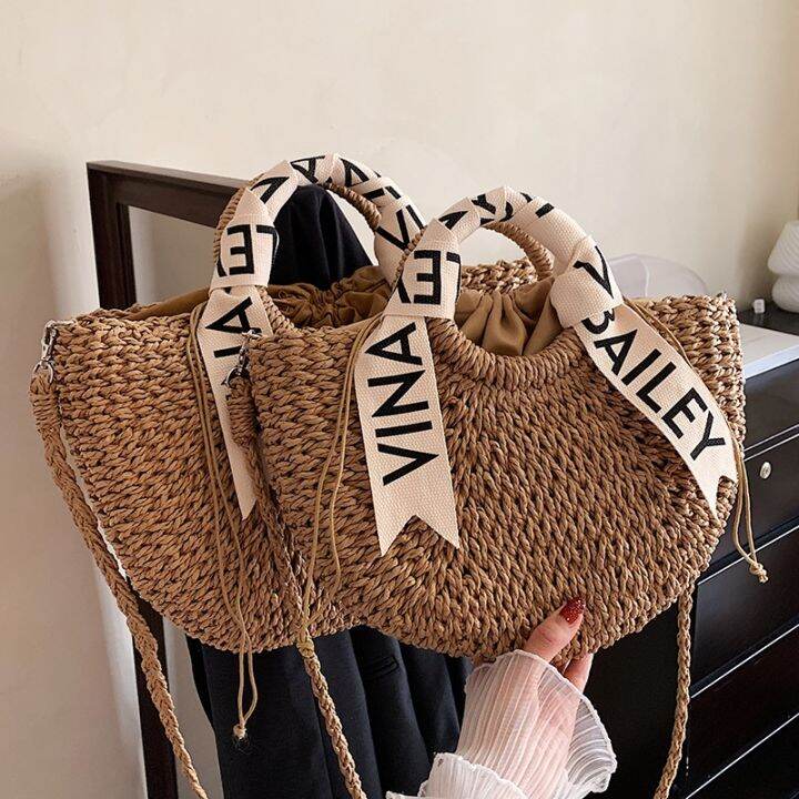 cod-bag-female-niche-2022-new-one-shoulder-messenger-all-match-autumn-and-winter-beach-portable-vegetable-basket