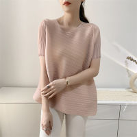 Spring and Summer 2023 New Pleated Top Womens Irregular T-shirt Short-sleeved Round Neck Urban Casual Pleated Clothes