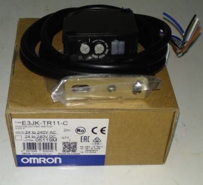 NEW Omron E3JK-TR11 -C  ระยะตรวจจับ  5  เมตร Through-beam type