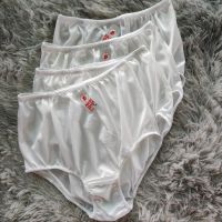 กางเกงในผู้หญิงเต็มตัว แพ็ค ุ4 ตัว สีขาว ไซส์ L White Woman Underwear Nylon Full Briefs ผ้าไนล่อนแต่งลูกไม้ เอว 30-34 นิ้ว สวมใส่สบาย