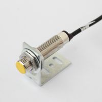 ﹍✿ Waterproof inductive type M12 proximity switch dw12-2d2 DC two wire normally closed high temperature resistant embedded type