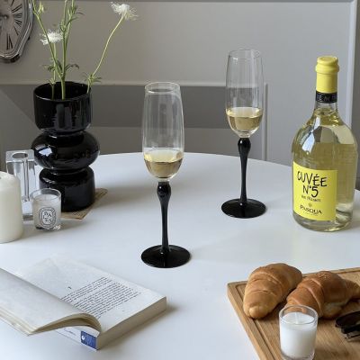 Diche แก้วไวน์แดงยุคกลางของฝรั่งเศสแก้วแชมเปญไวน์หวานแก้วแช่ไวน์มรกตเครื่องประดับแก้วเหล้าขาสูง
