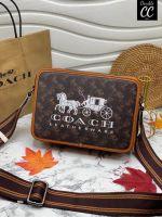 (แท้ ?%‼ from Factory) Charter Crossbody 24 With Horse And Carriage Print