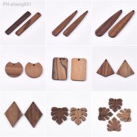 Walnut Wood Pendants Unfinished Wooden Geometric Monstera Leaf Charm Pendant for Jewelry DIY Earring Necklace Craft Making 2-5Pc