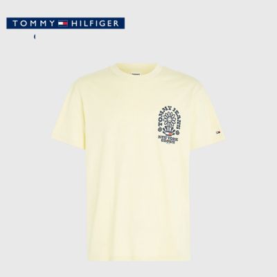 Tommy Hilfiger เสื้อยืดแขนสั้นผู้ชาย รุ่น DM0DM16238 ZHO - สีเหลือง