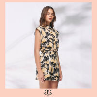 [asv pf23] Julia Floral Cropped Shirt เสื้อเชิ้ตผู้หญิง ทรงครอป แขนกุด คอปก แต่งเอวยางยืด ดีเทลผ่าด้านหลัง ผ้าลายดอกไม้