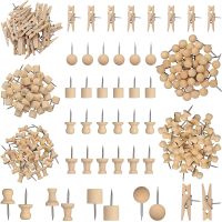 230 wooden thumbtacks, round headbands and hat-shaped wooden clips are used for cork boards, maps and photos.