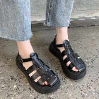 COD DSGRTYRTUTYIY Hot Sale 2022 Summer New Style Hollow Toe Cap Fashionable All-Match Buckle Strap Sweet Small Fresh Thong Cake Sole Student Sandals Women