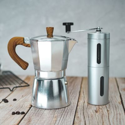 mokapot 6cup (300 ml) +ที่บดกาแแฟมือหมุน (สแตนเลส) หม้อต้มกาแฟสด อลูมิเนียมอัลลอยมีน้ำหนักเบา แข็งแรง ทนทาน เครื่องชงกาแฟ