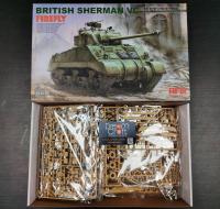 RFM 5038 11/35 British Sherman vc firefly w/workable track links (โมเดลรถถัง Model DreamCraft)