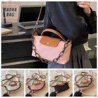 SFHDHETRR หนังพียู กระเป๋า Crossbody ไนลอนทำจากไนลอน จุได้มาก กระเป๋าสะพายไหล่แบบสั้น สไตล์เกาหลีแบบ พร้อมห่วงโซ่ กระเป๋าใส่เครื่องสำอาง สาวๆ