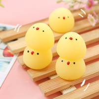 3Pcs Creative Soft Mini Chick ซิลิโคนไก่ตลกบีบความดันบรรเทา Decompression Pinch Toy