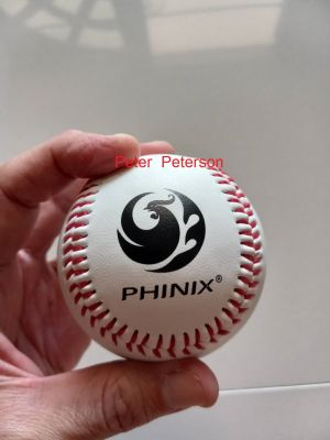 ของใหม่ อยู่ไทยพร้อมส่ง ลูกเบสบอล (ใช้เล่นได้จริง) ขนาด 9 นิ้ว หนัก 5 ออนซ์  ยี่ห้อ PHINIX รุ่น PXB0926 hard ball
