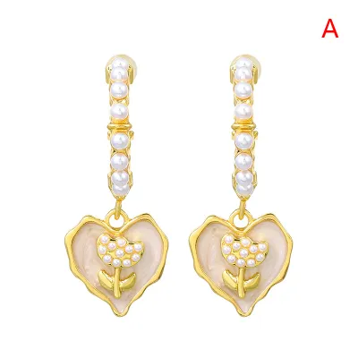 ZhongLouL ต่างหูไข่มุกรูปดอกกุหลาบหัวใจ1คู่,ต่างหูระย้ารูปหัวใจชุบทองหรูหราน้ำหนักเบาเป็นเครื่องประดับสำหรับผู้หญิง