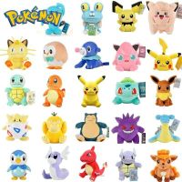 Pokémon ตุ๊กตาผ้ากำมะหยี่ Pikachued Bulbasaur Jigglypuff Lapras Eevee Boneka Mainan อะนิเมะ Pokemoned Peluche ตุ๊กตาผ้ากำมะหยี่ของขวัญสำหรับเด็ก