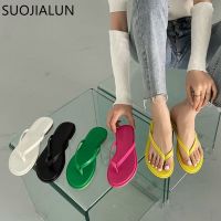 SUOJIALUN รองเท้าแตะแฟชั่นผู้หญิง2022สีลื่นสตรีส้นแบนรองเท้าแตะกลางแจ้งรองเท้าเดินชายหาด Flop