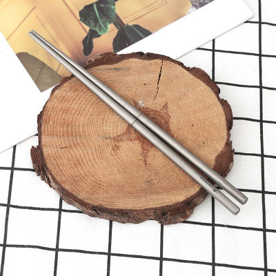 ตะเกียบไทเทเนียมกลางแจ้งแบบพับได้อุปกรณ์ตั้งแคมป์แบบพกพาใช้บนโต๊ะอาหารปิกนิกเดินป่าเครื่องใช้ในครัว GUDE001