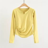 V Neck Lulu Women Slim Fit Long Sleeved Running T Shirt with Thumb Hole Sports Lightweight Shirts Hem T Shirt Tunic Pilates Top