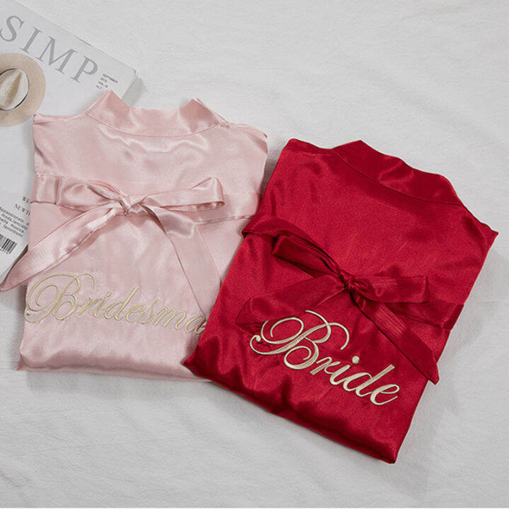 ของขวัญผู้ที่จะเป็นเจ้าสาวเสื้อคลุมอาบน้ำทีมชุดนอนเจ้าสาวงานปาร์ตี้สละโสดโสด-party-ตกแต่งห้องอาบน้ำเจ้าสาวเพื่อนเจ้าสาวของตกแต่งงานแต่งงานของขวัญ-สินค้าเฉพาะจุด-ดี-จัดส่งทันที-สินค้าสปอต-ของขวัญ-gift-