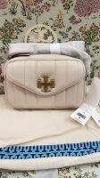 พร้อมส่ง ?Sale 10499? งาน Shop ราคาดีมากแม๊ Tory Burch Kira Mini Camera Bag สายยาวปรับได้ สะพายน่ารักกรุบกริบวันหยุดชิวๆ เข้ากับทุกชุดค่า