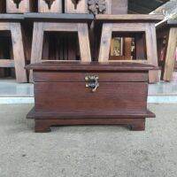 หีบไม้สัก กล่องไม้สัก (teak chest)  ขนาด กว้าง23Xลึก20Xสูง13 Cm สีโอ็ค ฝาเปิดบน มีสลักล๊อก