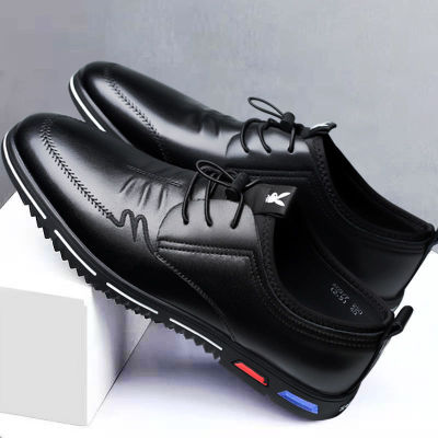 One Mall Plus 2022 ใหม่เวอร์ชั่นเกาหลีของแนวโน้มของรองเท้าผู้ชายระบายอากาศหล่อน้ำหนักเบากันลื่นรองเท้าลำลองผู้ชาย