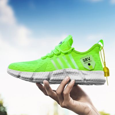 Mens shoes new sneakers casual shoes light breathable outdoor sports running fashion summer leisure walking plus size green