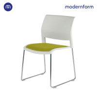 Modernform เก้าอี้เอนกประสงค์ เก้าอี้สัมมนา เก้าอี้ประชุม รุ่น ADI เก้าอี้พลาสติก ขาโครเมี่ยม พนักสีขาว เบาะหุ้มผ้าเขียว