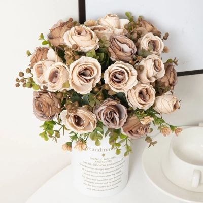 【CC】 Artificial Flowers Bouquet Silk Wedding Table Decoration Arrange Fake Valentine 39;s Day Supplies