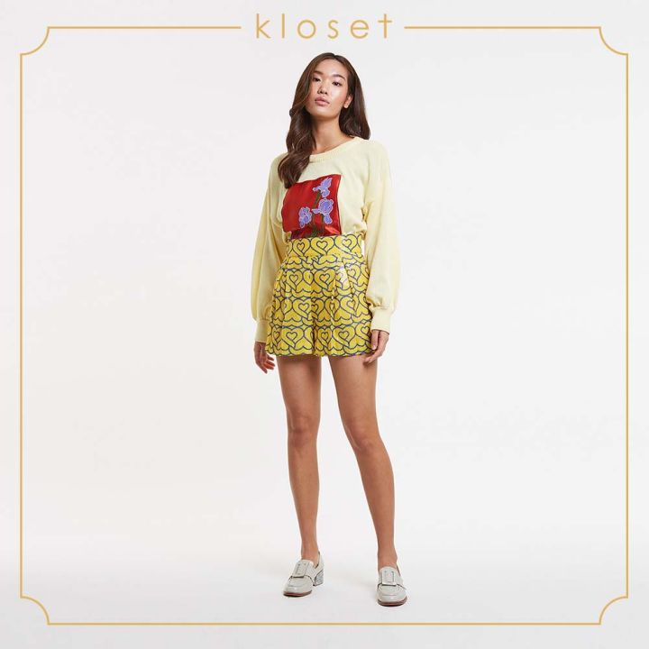 kloset-heart-sequin-shorts-aw19-p003-เสื้อผ้าผู้หญิง-เสื้อผ้าแฟชั่น-กางเกงแฟชั่น-กางเกงขาสั้น-กางเกงขาสั้นผ้าเลื่อม-กางเกงผ้าพิมพ์