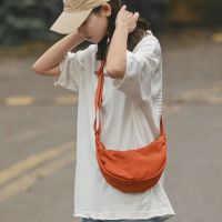 ผู้หญิง Half Moon Shape Crossbody กระเป๋า Casual ไนลอนไหล่กระเป๋าหญิงขนาดใหญ่ความจุ Tote Solid Lady Travel Shopper กระเป๋าถือ