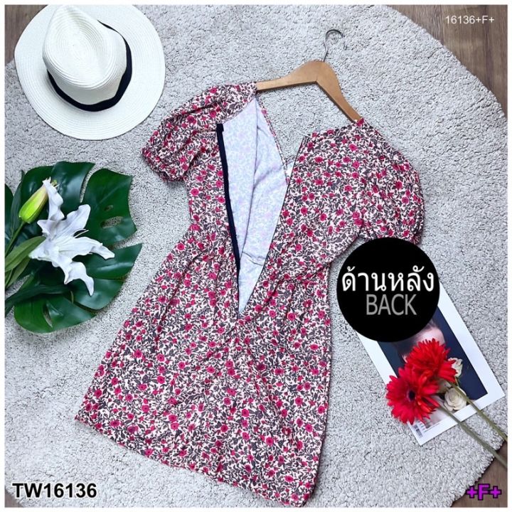 พร้อมส่ง-minidress-เดรสสั้น-คอวีแขนสั้น-ลายดอก-แขนตุ๊กตา-เนื้อผ้าไม่หนาใส่สบาย-ลายนี้น่ารักมากกก