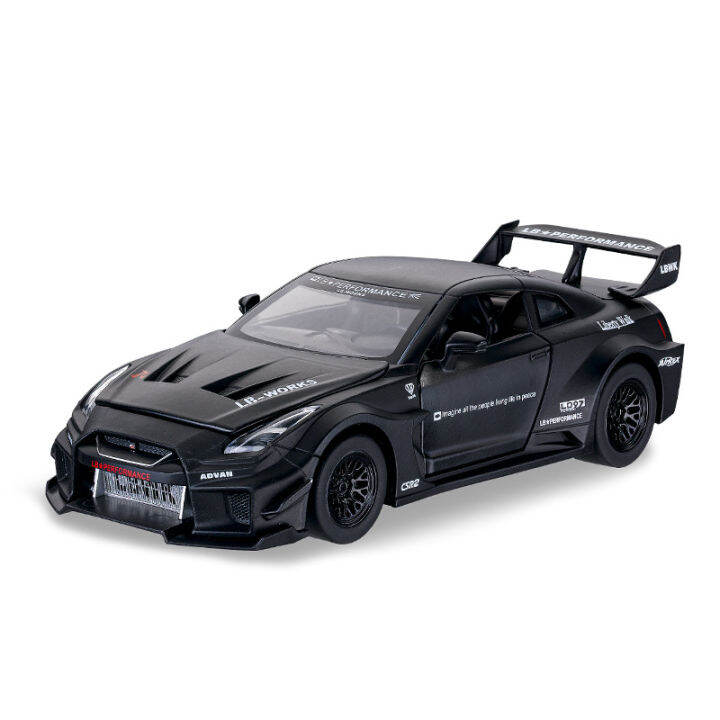 1-32-nissan-gtr-csr2-skyline-alloy-die-cast-toy-car-model-sound-and-light-pull-back-children-s-toy-collectibles-birthday-gift