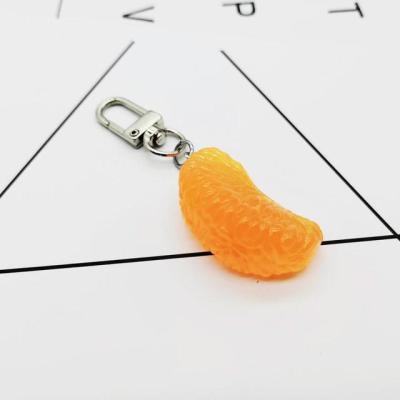 1ชิ้นพวงกุญแจแหวนกุญแจหมูไข่มันเทศสีส้มผู้หญิงจี้พวงกุญแจอาหารเรซินจำลองเด็กผู้หญิง K48เครื่องประดับตกแต่ง