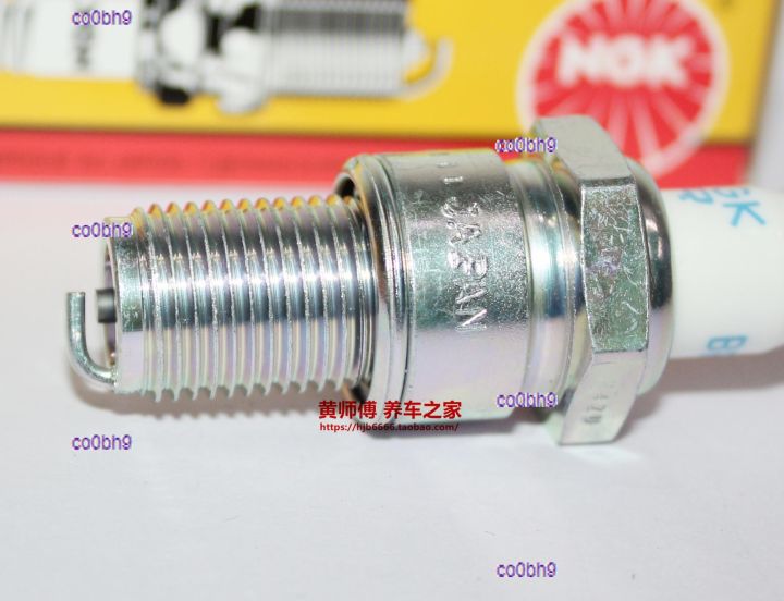 co0bh9-2023-high-quality-1pcs-ngk-spark-plug-br9es-is-suitable-for-two-stroke-tzr125-nsr125-250-rgv250-p2-p3-p4