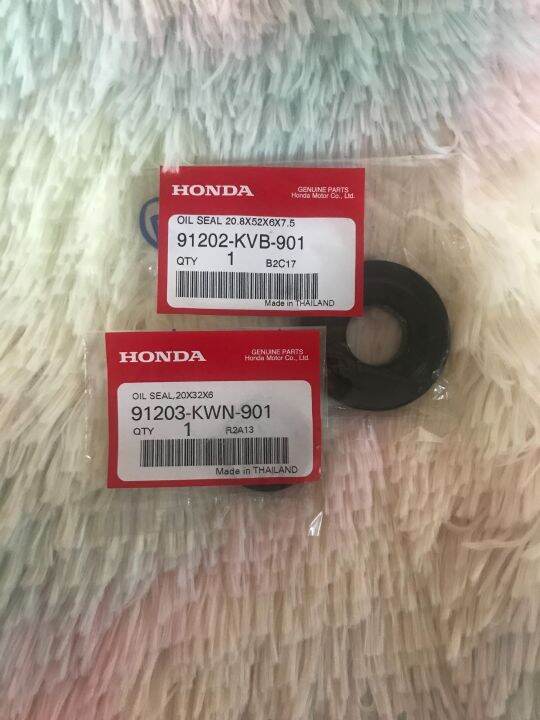 ซีลข้อเหวี่ยง-ข้างซ้าย-ซีลเฟืองท้าย-แท้ศูนย์-honda-scoopy-i-ปี2010-2016-click-spacy-i-zoomer-x-ปี2012-2015