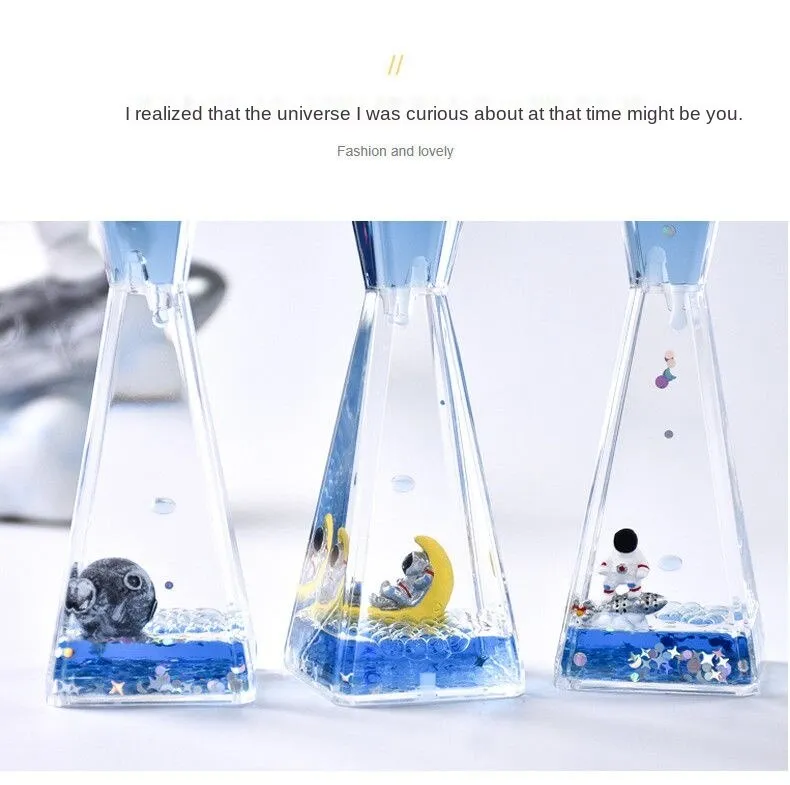 Creative astronaut liquid quicksand spaceman Starry Sky hourglass small ornaments decompression graduate day gift gifts for classmates