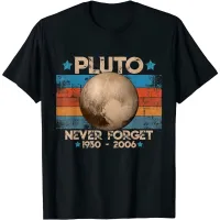 เสื้อยืดผู้ชายยอดเยี่ยมมาใหม่วินเทจไม่เคยลืม Pluto nerdy ดาราศาสตร์อวกาศวิทยาศาสตร์ของขวัญ TShirt