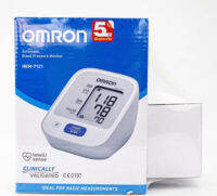 เครื่องวัดความดัน Omron รุ่น HEM-7121 (แถมฟรีอะแด็ปเตอร์แท้ 1 อัน)