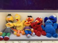 【Wrist watch】 32/45cm Hot Sale Sesame Street Elmo Cookie Big bird Ernie Bert Cartoon Figure Show Children