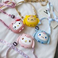 BELLERY Cinnamoroll Kawaii การ์ตูน สาวๆ สายรัดปรับระดับได้ เด็กๆ เครื่องประดับเจ้าหญิง กระเป๋าใส่เหรียญ กระเป๋าโท้ท กระเป๋าสะพายข้าง กระเป๋าสะพายข้าง กระเป๋าแมสเซนเจอร์ กระเป๋าถือ