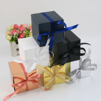 50Pcslot Square Paper Candy Box 7.6x7.6x7.6cm Favor Gift Boxes Packaging Bag With Ribbon Birthday Wedding Party Decoration