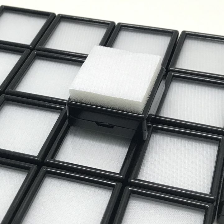 กล่องใส่พลอย-กล่องใส่เพชร-กล่องพลอยสีดำพื้นขาว-และ-กล่องพลอยขาวพื้นสีดำ-ขนาด4x4-6x6-cm-20-ใบ-แพ็ค-ด้านในเป็นฟองน้ำอย่างดี