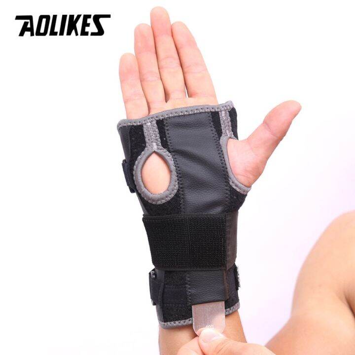 สายรัดข้อมือ-เฝือกข้อมือ-1ข้าง-ใช้งานได้ทั้งซ้ายและขวา-adjustable-hand-brace-sport-wristband-safe-ผ้ารัดข้อมือ-ผ้าพันข้อมือ-คลายกล้ามเนื้อ-office-syndrome