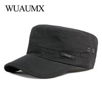 Wuaumx หมวกทหารระบายอากาศได้ดีหมวกบังแดดด้านบนแบนสำหรับผู้ชายและผู้หญิงสีดำล้วนหมวกแก็ปลายทหารแห้งเร็วกลางแจ้งขายส่ง