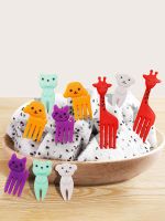 10pcs-animal farms cute bento stickers childrens fruit forks random colors