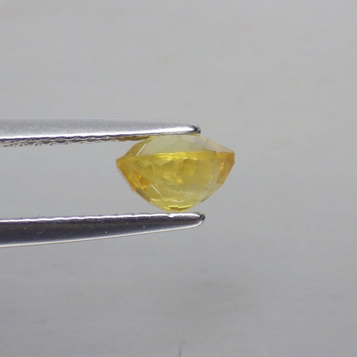 พลอย-แซฟไฟร์-บุษราคัม-บางกะจะ-ธรรมชาติ-แท้-natural-sapphire-1-74-กะรัต