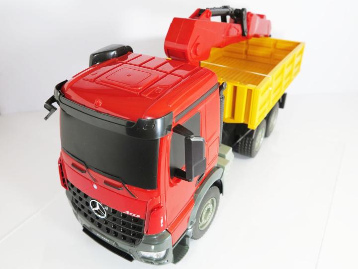 รถเครนบังคับวิทยุ-mercedes-benz-arocs-truck-บังคับได้เสมือนจริง-อัตราส่วน-1-20-double-e-e565-003-รถเครนหัวแดง